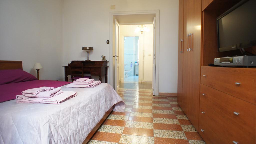 Angoletto Di Trastevere Rome Bagian luar foto