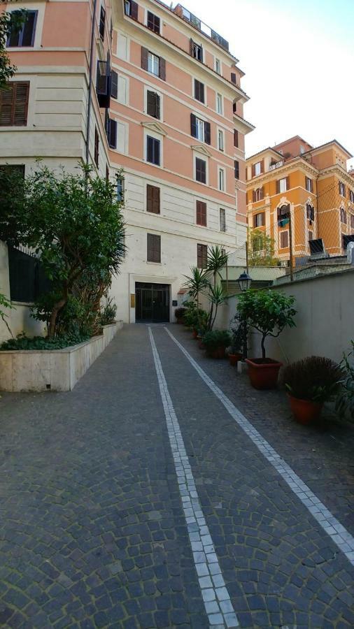 Angoletto Di Trastevere Rome Bagian luar foto