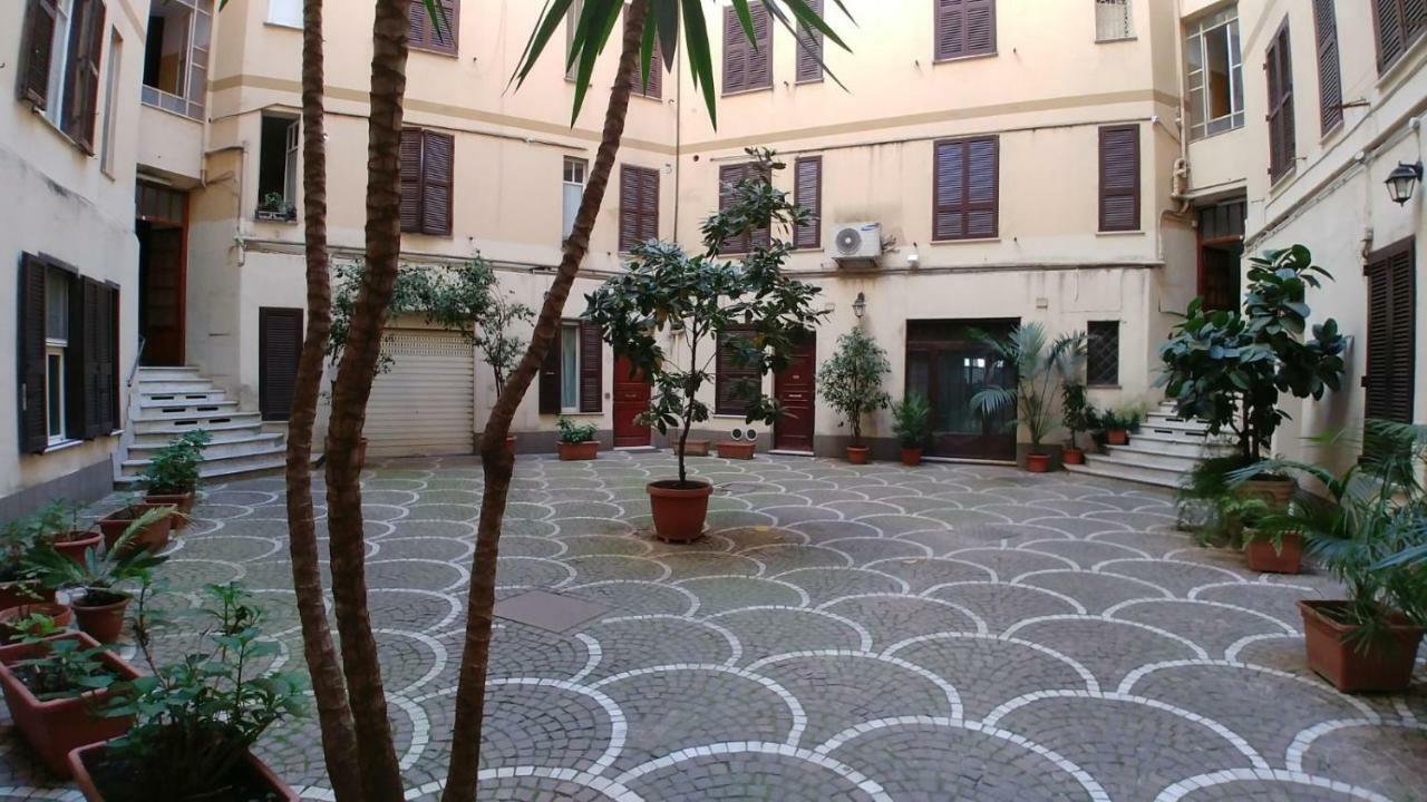 Angoletto Di Trastevere Rome Bagian luar foto